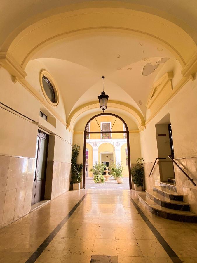 Hostal Andrea Sol Madrid Exterior photo