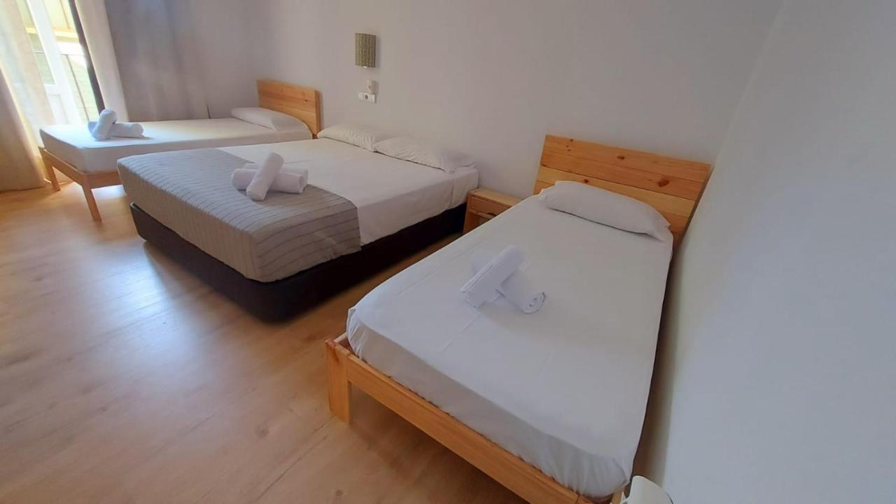 Hostal Andrea Sol Madrid Exterior photo